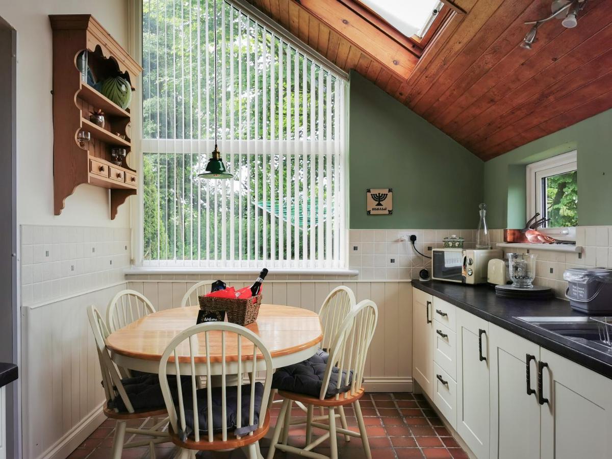 Wellstone Cottages - Jasmine Llanfyrnach Zewnętrze zdjęcie