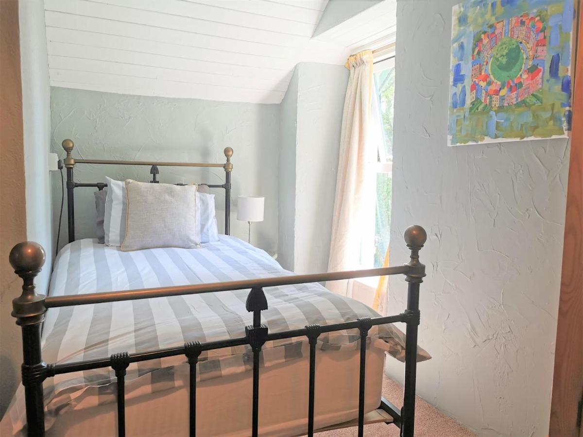 Wellstone Cottages - Jasmine Llanfyrnach Zewnętrze zdjęcie